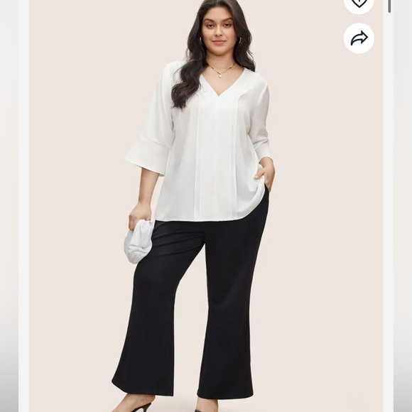 BloomChic Plus Size 3XL White V Neck Plain Ruffles Pleated Blouse us22-24 - Picture 6 of 6